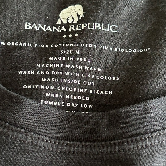 Banana Republic Black Short Sleeve Tee - Picture 4 of 7